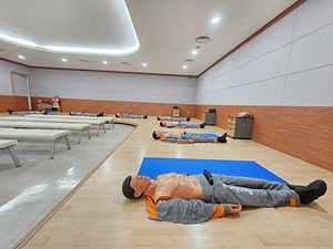 심폐소생술 교육 사진